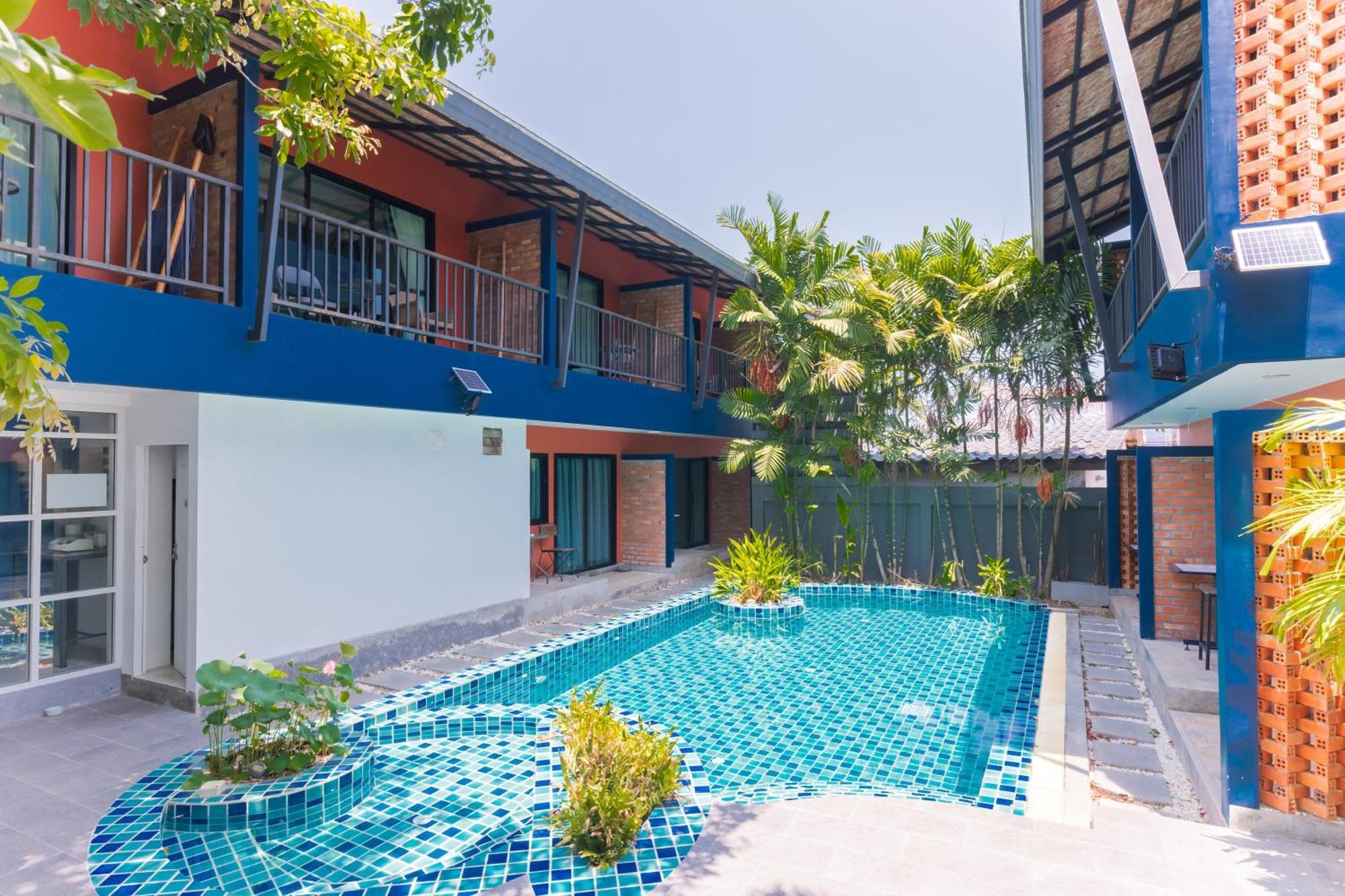 Kraam Silhouette Hotel And Cafe Phuket Csalong Kültér fotó